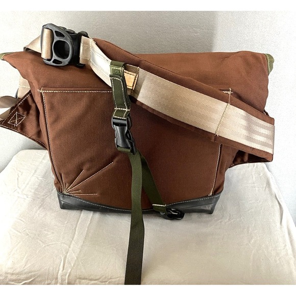 Forest City Portage Messenger Bag Handmade Quality Durable Green & Brown - Picture 3 of 16
